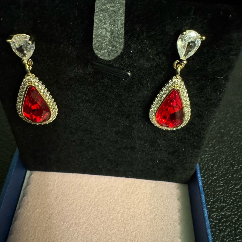 Evevic Gold-Tone Red Teardrop Dangle Earrings with Clear Crystal Stones